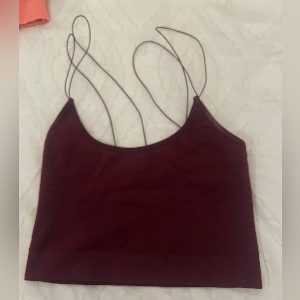Crop top.